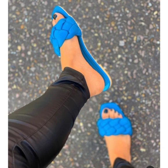 EGO UPTOWN GIRL SLIPPERS SANDALS BLACK - Picture 2 of 3